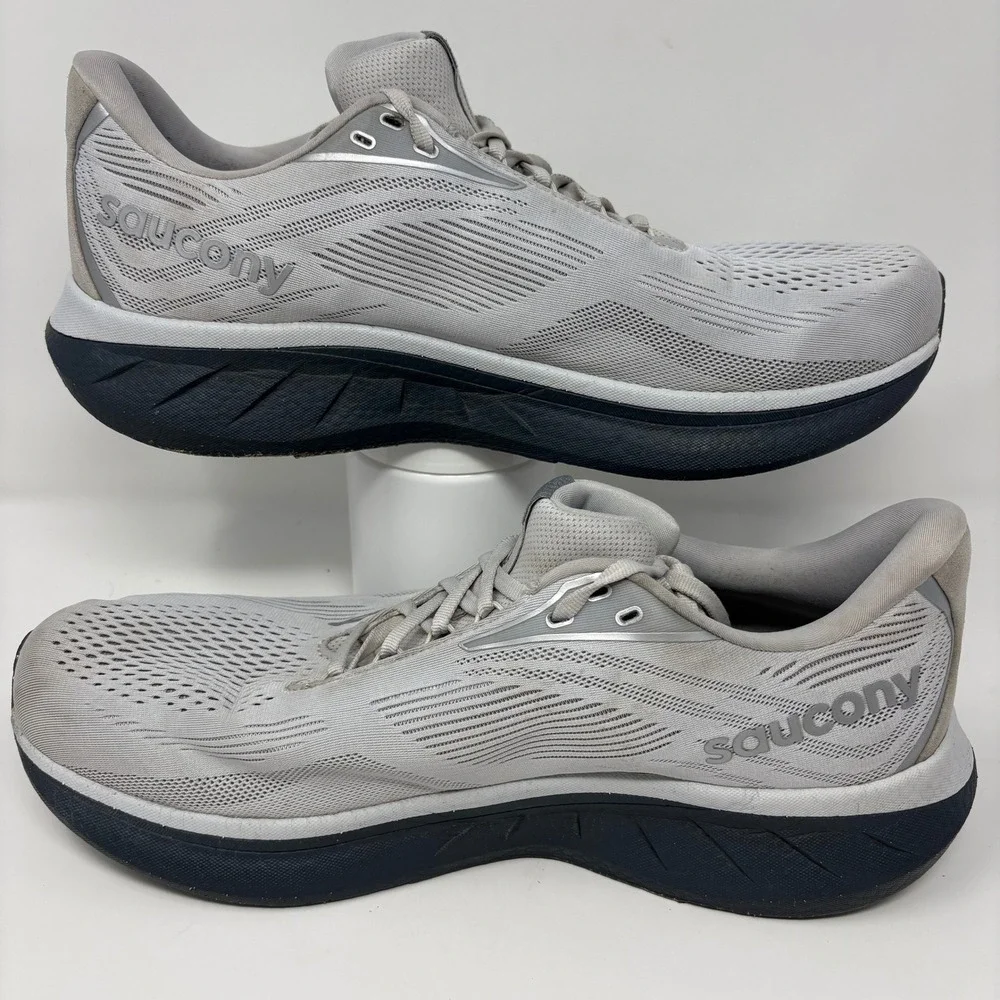 Saucony Ride 18 Men's Size 13 Grey Black Running Shoes (S21000-103)